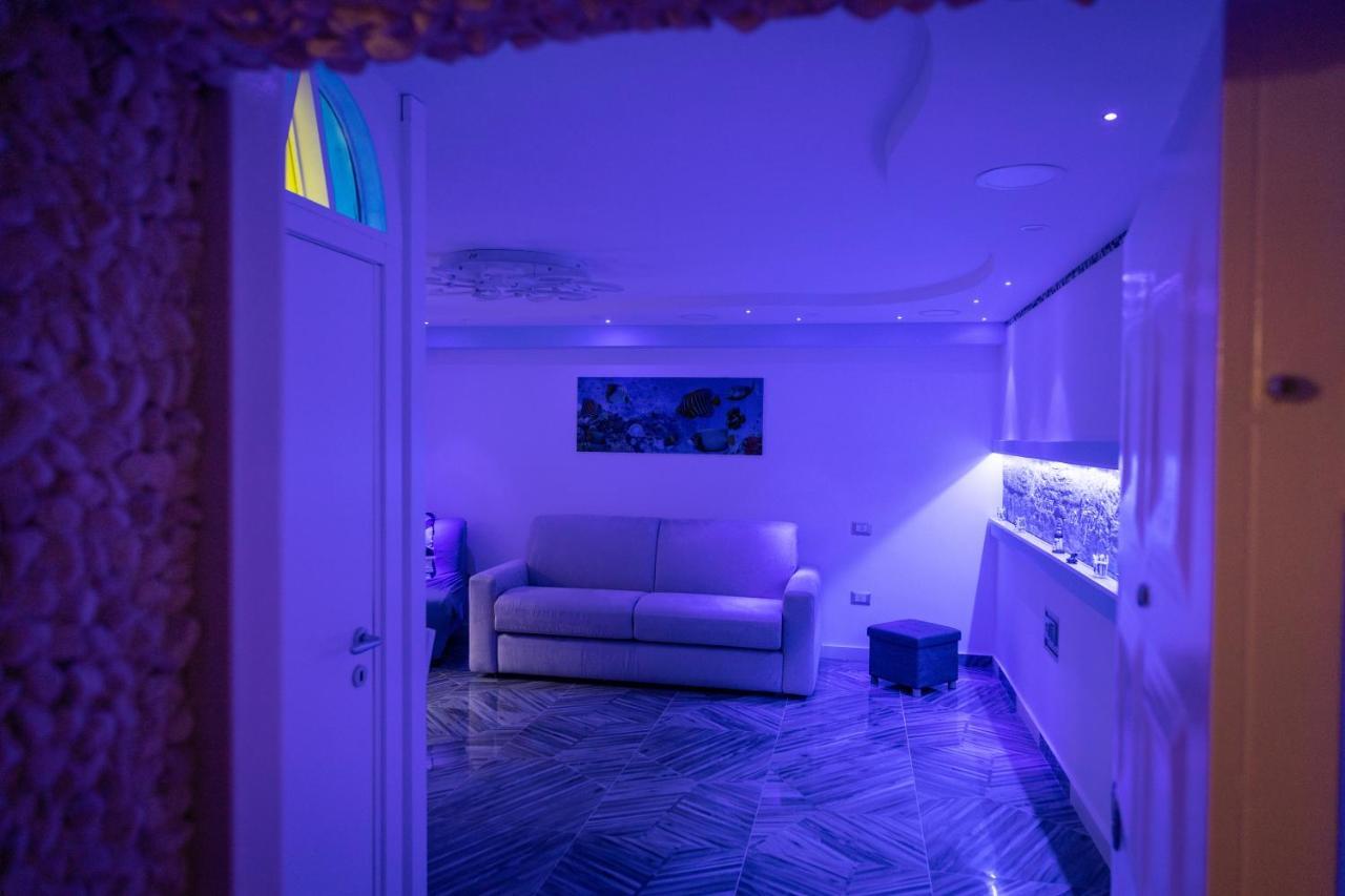 A Fenestrella E San Gregorio Armeno Apartment Наполи Екстериор снимка